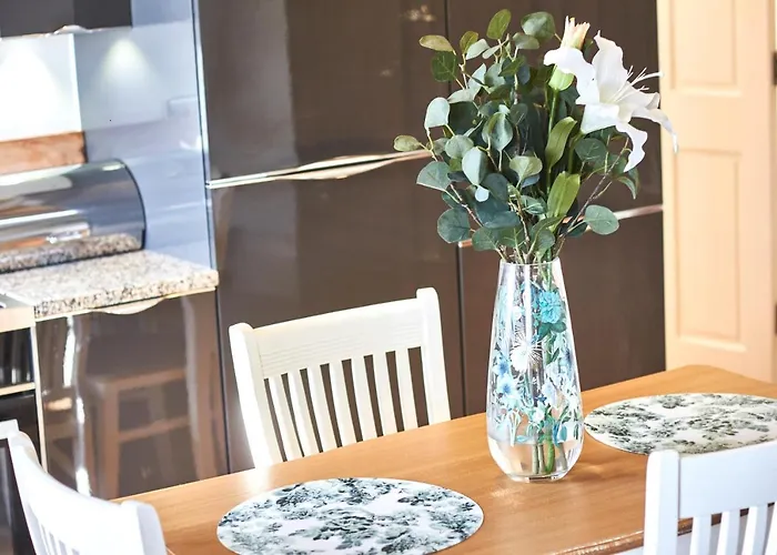 Magical Retreat - Sleeps 6 アパート