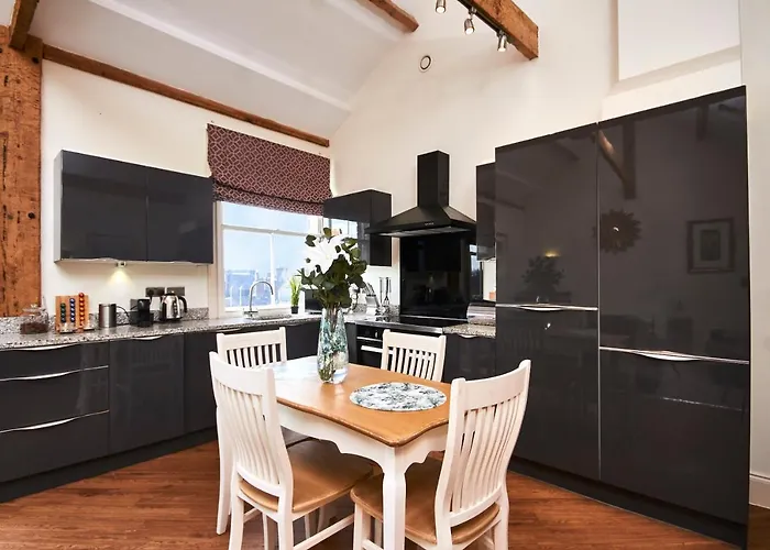 Magical Retreat - Sleeps 6