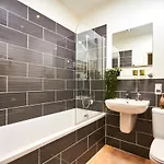 Magical Retreat - Sleeps 6 Apartamento *