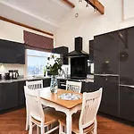 Magical Retreat - Sleeps 6